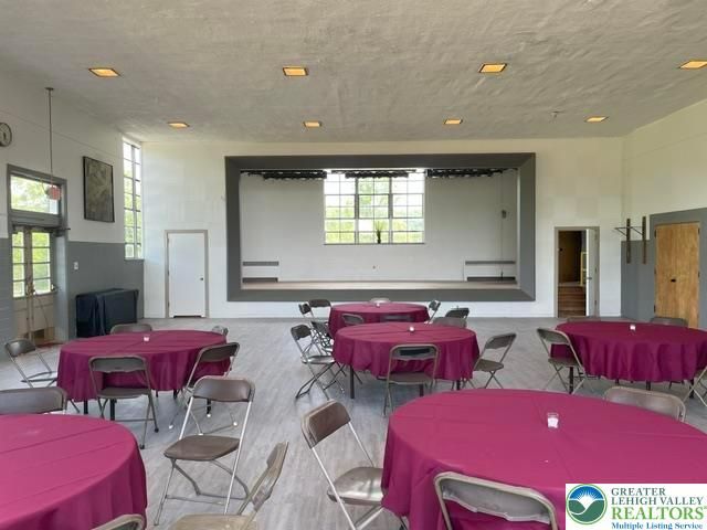 5093 Vera Cruz Road, Emmaus Boro, PA 18049