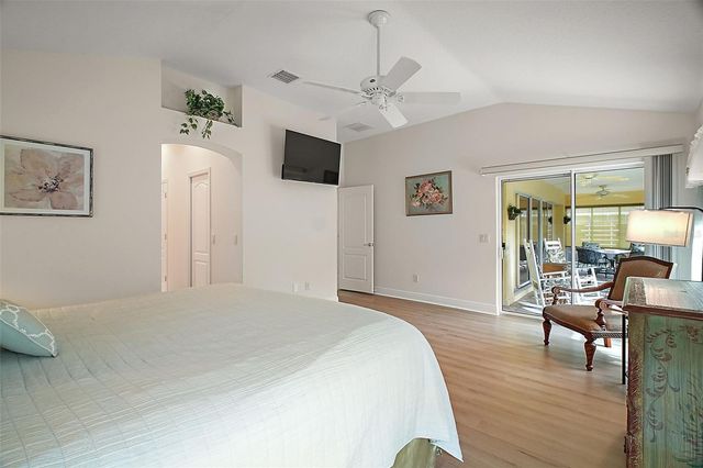 1637 MOUNT CROGHAN TRAIL, The Villages, FL 32162