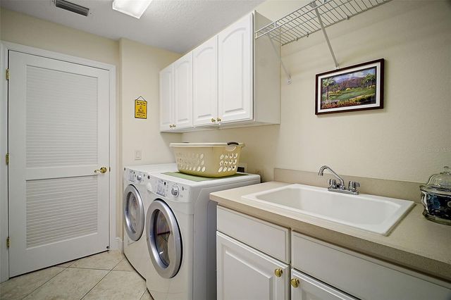 1637 MOUNT CROGHAN TRAIL, The Villages, FL 32162