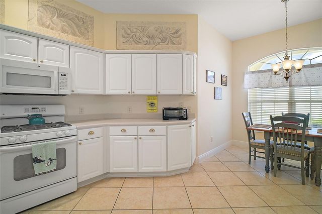 1637 MOUNT CROGHAN TRAIL, The Villages, FL 32162