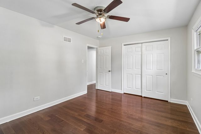 840 W Arquilla Drive, Glenwood, IL 60425