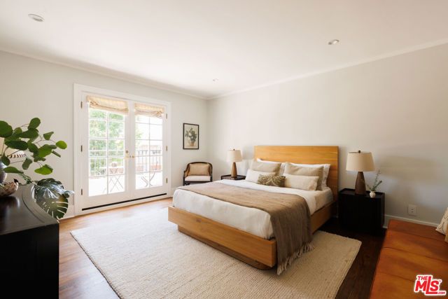 101 N Gower Street, Los Angeles, CA 90004