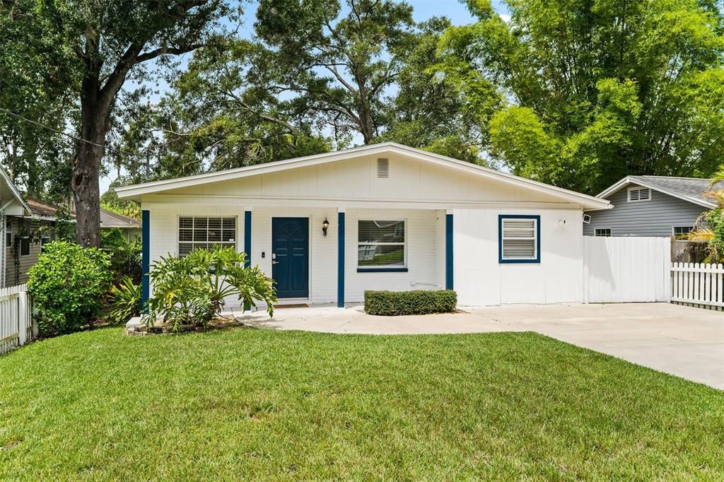 6908 N LYNN AVENUE, Tampa, FL 33604