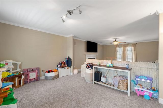 6305 Armsby Road, Clemmons, NC 27012