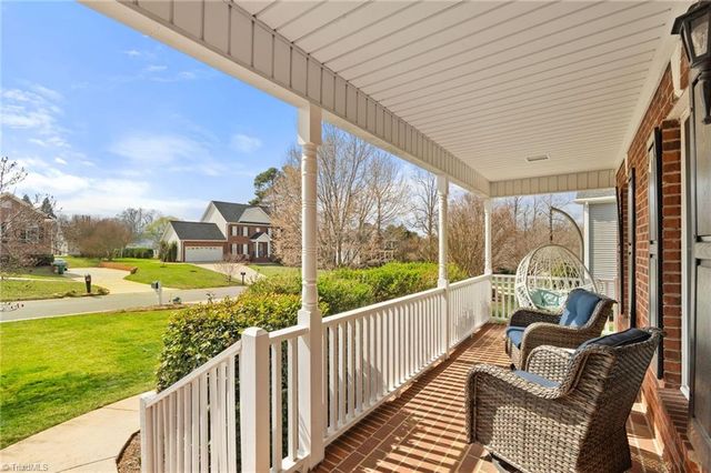 6305 Armsby Road, Clemmons, NC 27012