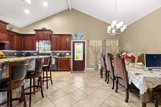 3688 Holly Rd, Gilmer, TX 75644