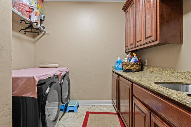 3688 Holly Rd, Gilmer, TX 75644
