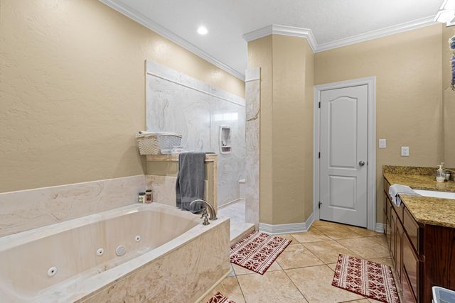3688 Holly Rd, Gilmer, TX 75644