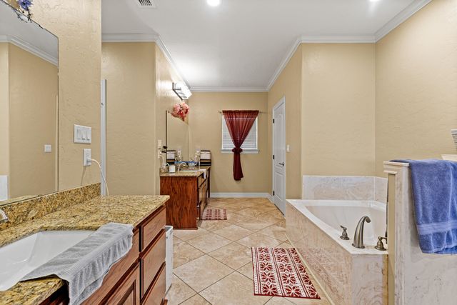 3688 Holly Rd, Gilmer, TX 75644