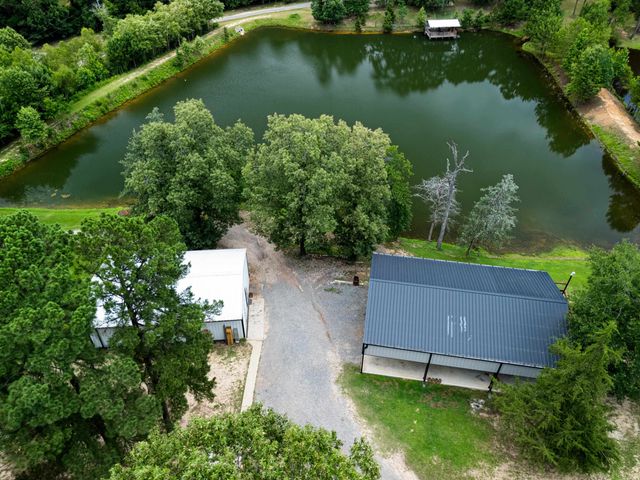 3688 Holly Rd, Gilmer, TX 75644
