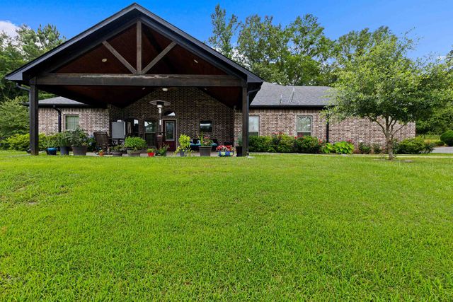 3688 Holly Rd, Gilmer, TX 75644