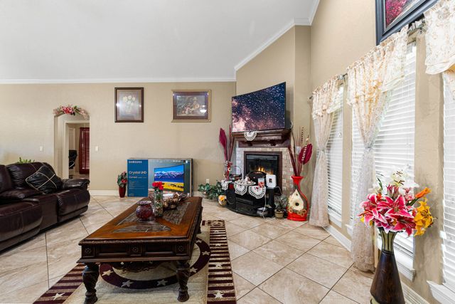 3688 Holly Rd, Gilmer, TX 75644