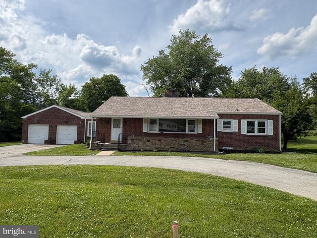 1215 MILLTOWN RD, Wilmington, DE 19808
