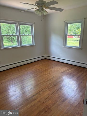 1215 MILLTOWN RD, Wilmington, DE 19808