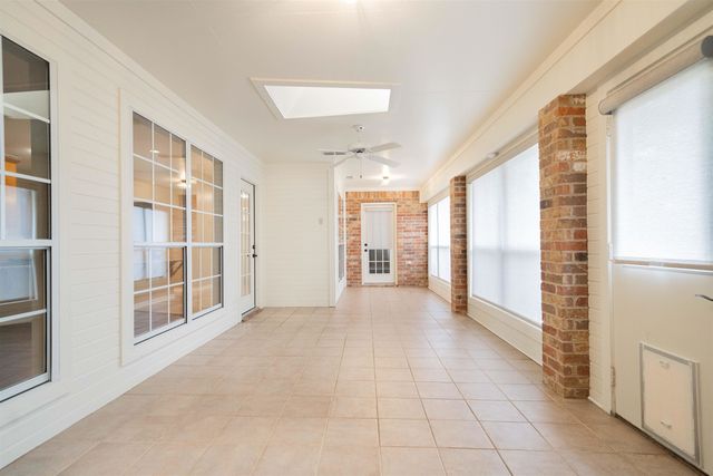 209 Lakewood Drive, Longview, TX 75604