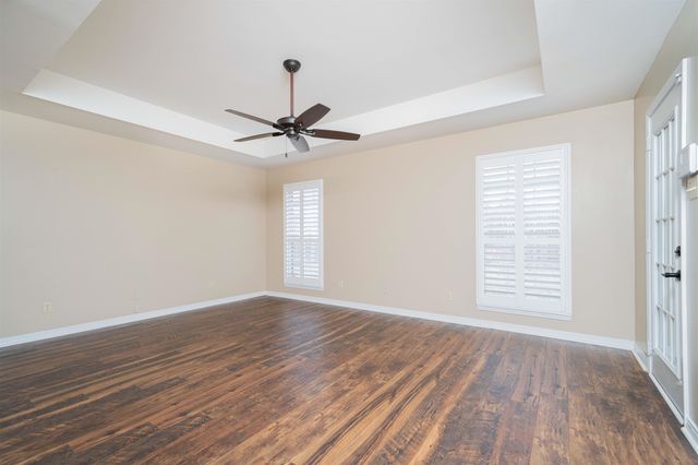 209 Lakewood Drive, Longview, TX 75604