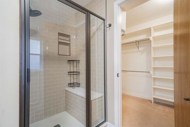 209 Lakewood Drive, Longview, TX 75604