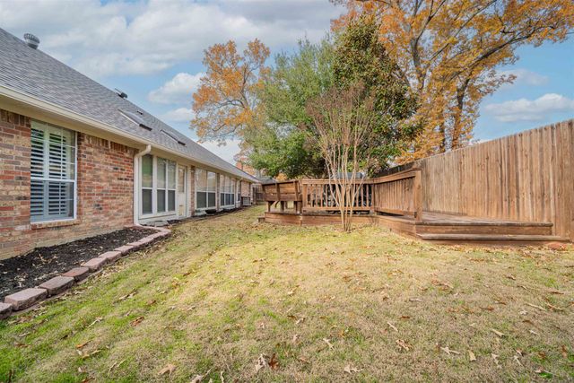 209 Lakewood Drive, Longview, TX 75604