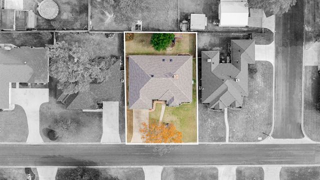 209 Lakewood Drive, Longview, TX 75604