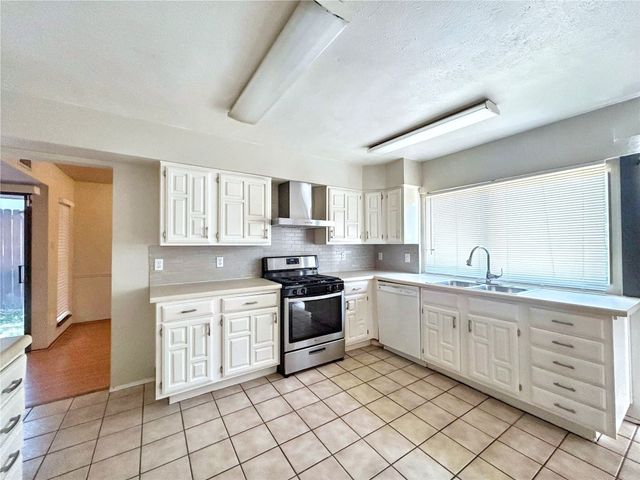 10238 White Elm Road, Dallas, TX 75243