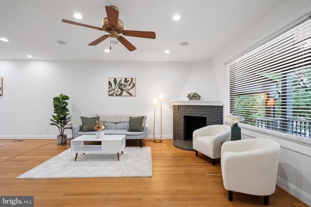 5018 3RD ST NW, Washington, DC 20011