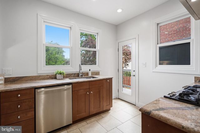 5018 3RD ST NW, Washington, DC 20011
