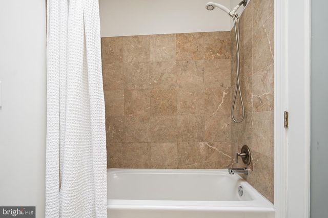 5018 3RD ST NW, Washington, DC 20011