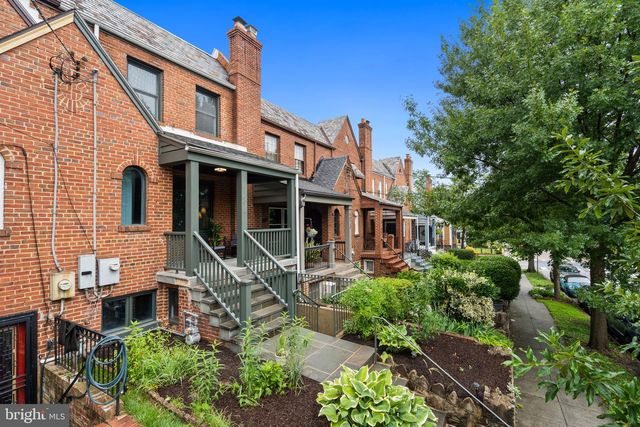 5018 3RD ST NW, Washington, DC 20011