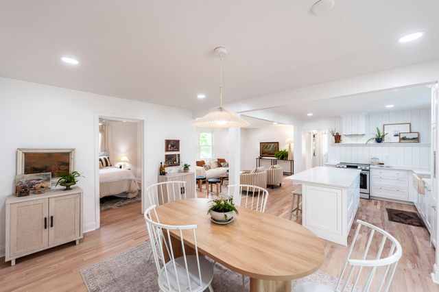 921 Lemont Ct, Nashville, TN 37216