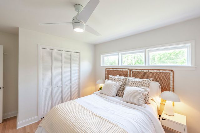 921 Lemont Ct, Nashville, TN 37216