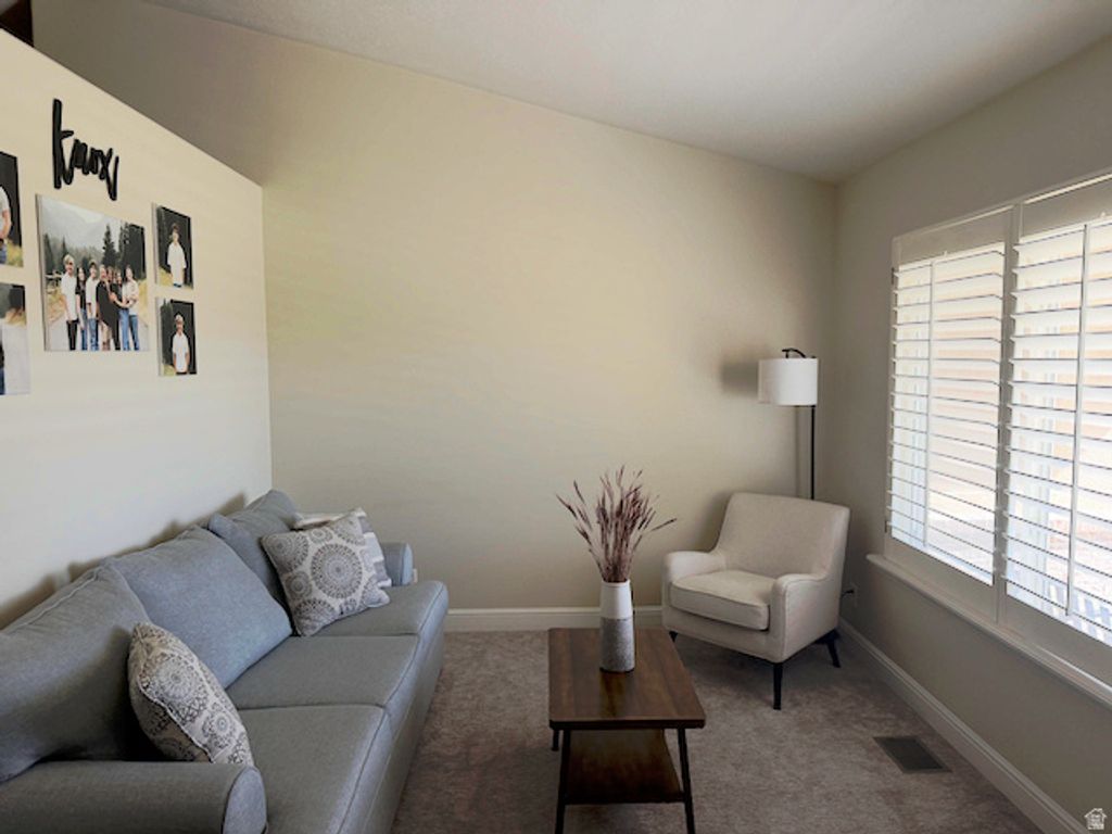 9428 S SID CIR, South Jordan, UT 84009 — photo 2