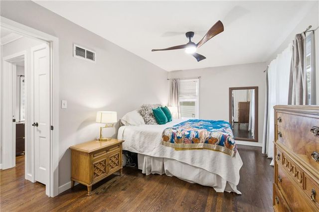 5408 W 65th Place, Prairie Village, KS 66202
