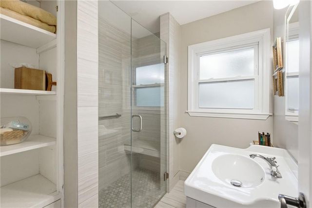 5408 W 65th Place, Prairie Village, KS 66202