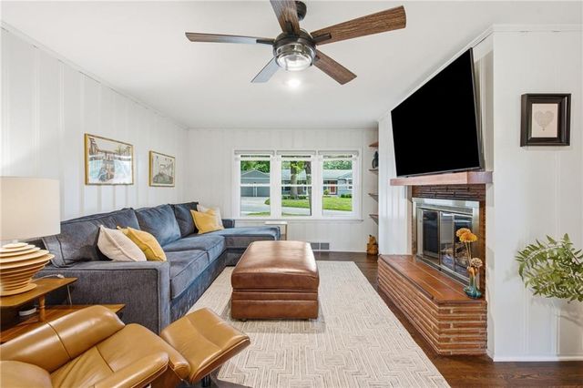 5408 W 65th Place, Prairie Village, KS 66202