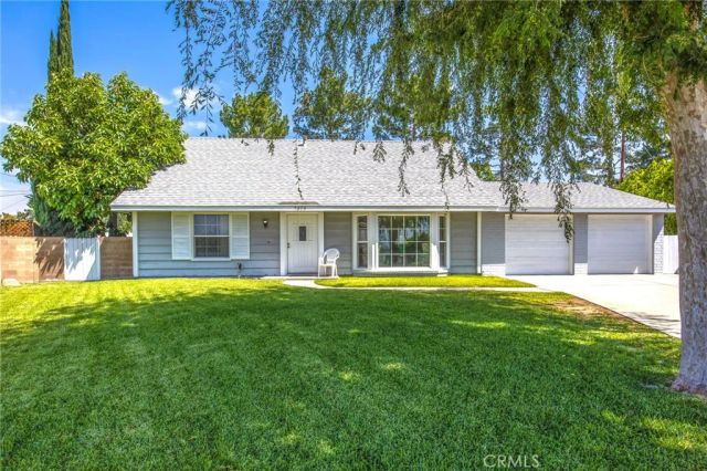 7059 Cienega, Highland, CA 92346