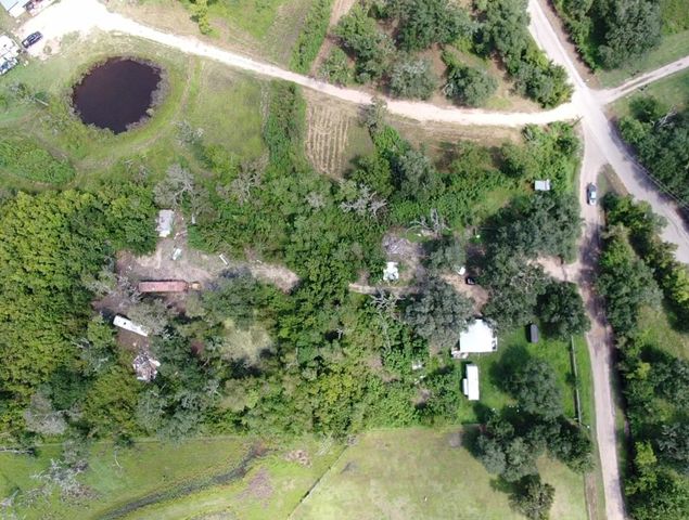 19358 Bull Road, Brazoria, TX 77422