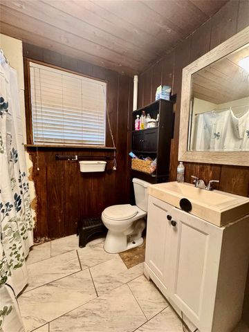 19358 Bull Road, Brazoria, TX 77422