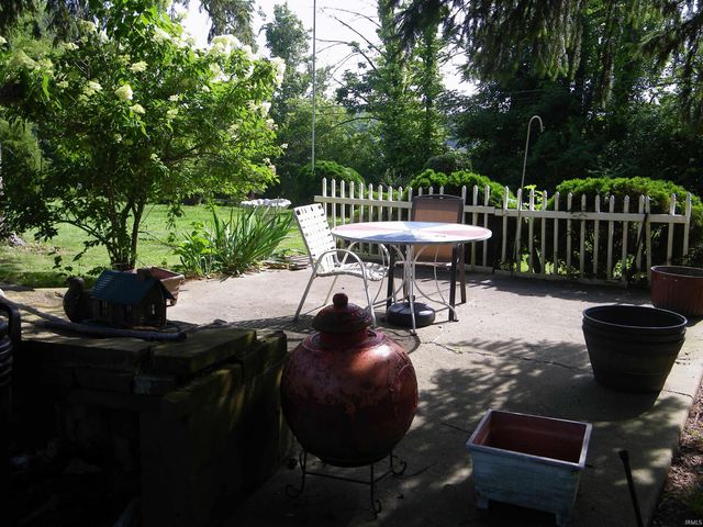 6640 Stucki Drive, Evansville, IN 47710