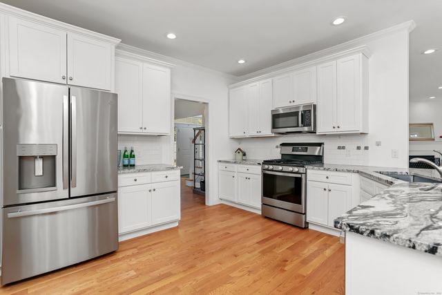 450 James Farm Road, Stratford, CT 06614