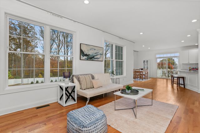450 James Farm Road, Stratford, CT 06614
