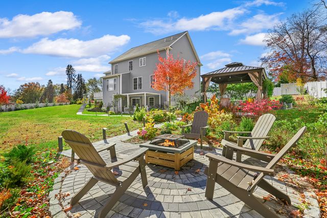 450 James Farm Road, Stratford, CT 06614