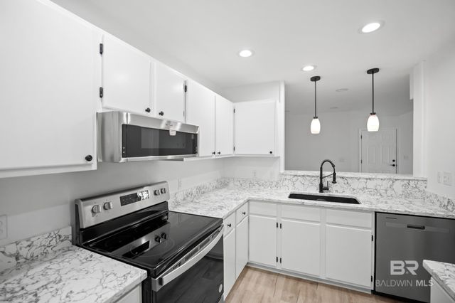 6194 St Hwy 59 C7, Gulf Shores, AL 36542