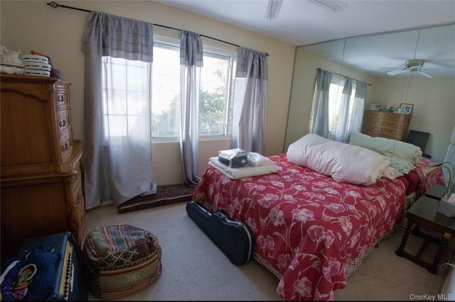 215 Lakeside Trail, Ridge, NY 11961