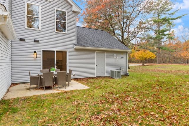 3 Barracks Road 3, Hudson, MA 01749