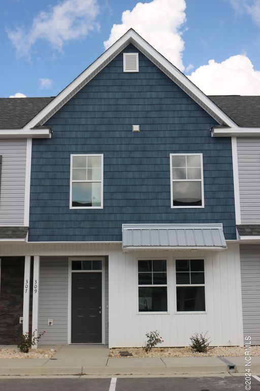 309 Starfish Lane, N Topsail Beach, NC 28460