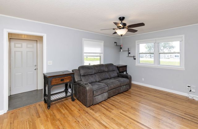 622 SW Walnut Street, Ankeny, IA 50023