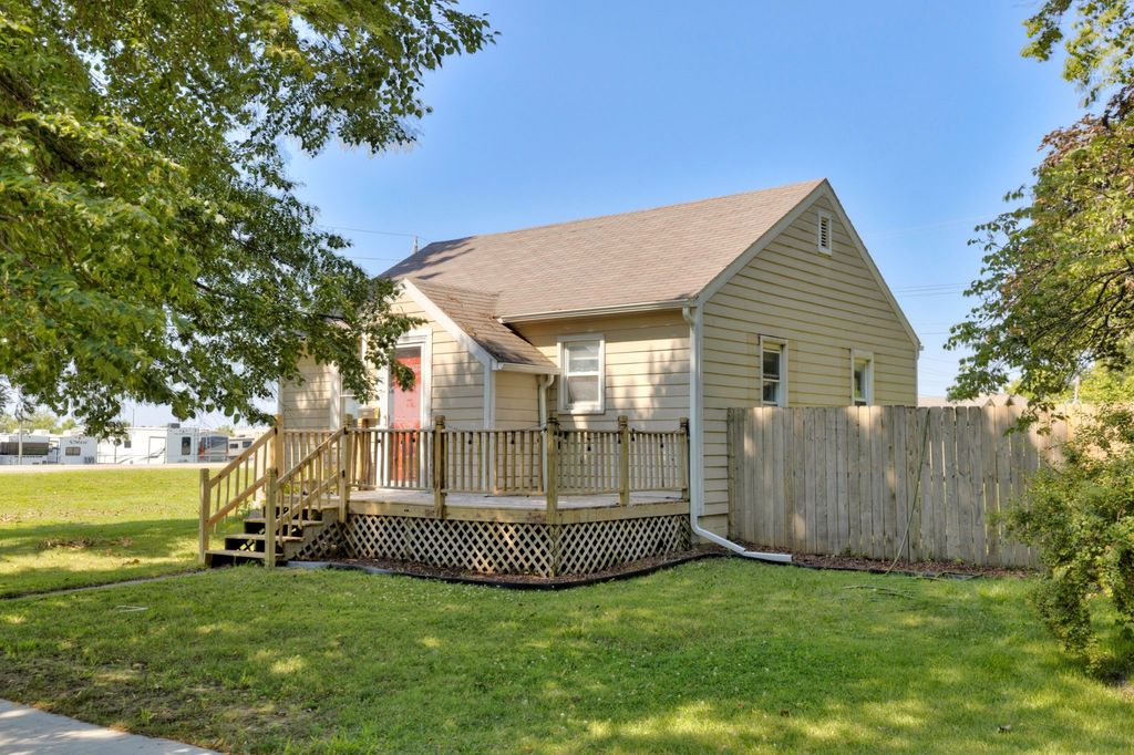 622 SW Walnut Street, Ankeny, IA 50023