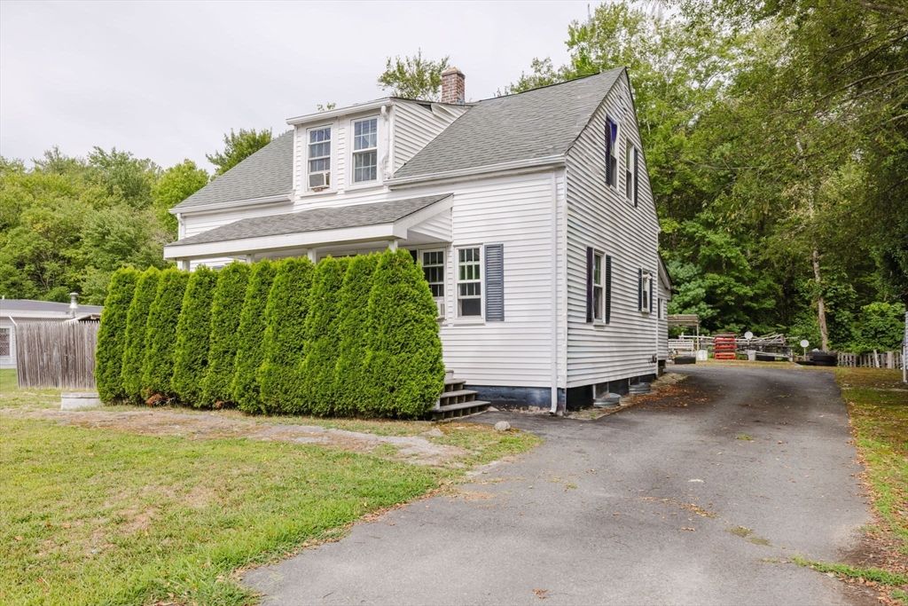 246 Winthrop Street, Rehoboth, MA 02769