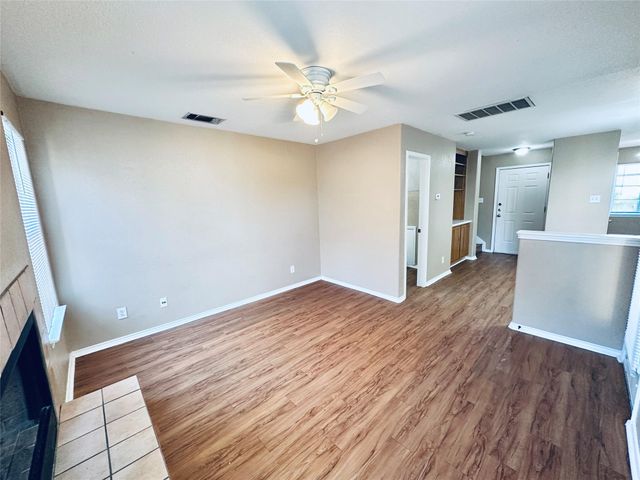 8814 Schick RD B, Austin, TX 78729