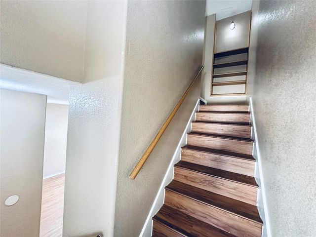 8814 Schick RD B, Austin, TX 78729